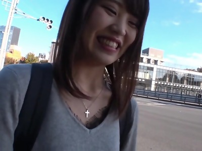 Tube8   パンティーの上からクリトリスを刺激していると可愛らしい喘ぎ声 
